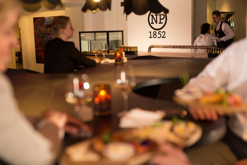 Hampshire Hotel - Newport 휘첸 외부 사진